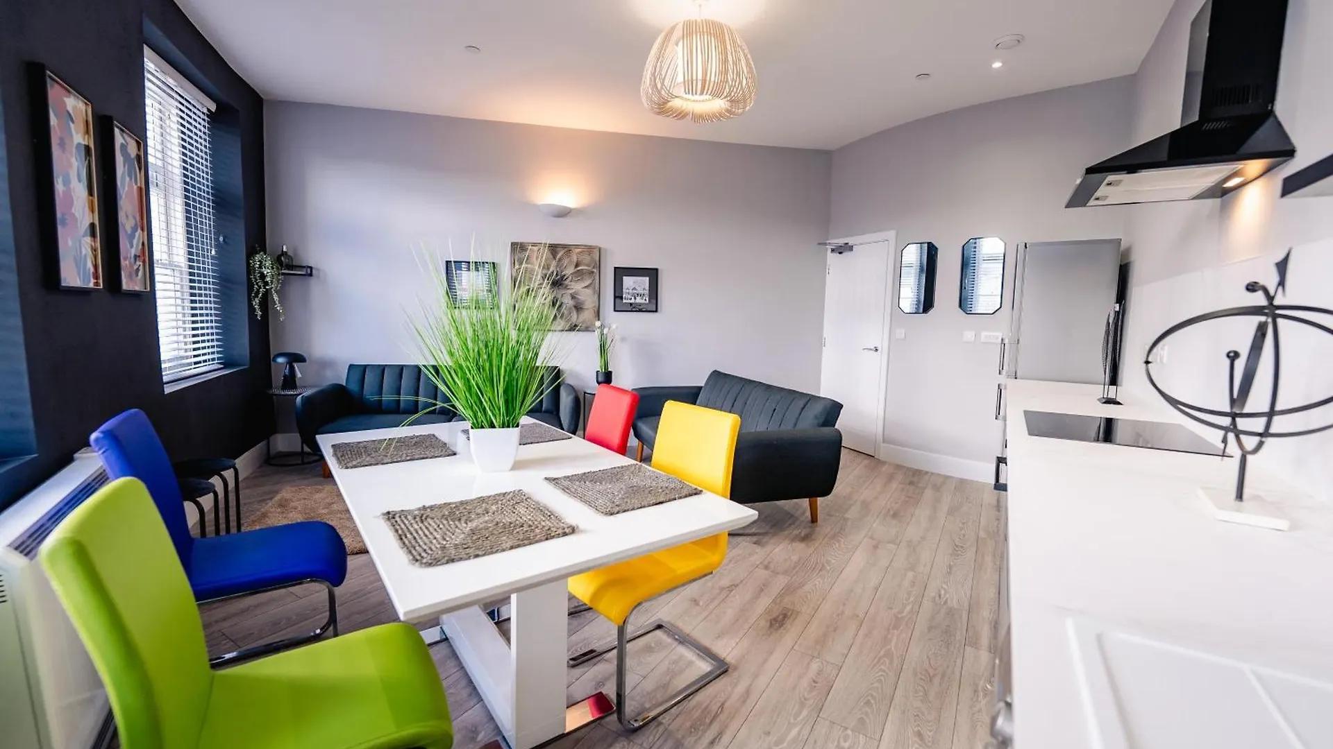 Stylish Spacious 2-Bed & High Ceiling Cardiff Apartmán